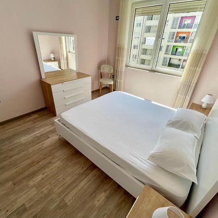Modern & Cozy Apartment 티라나 외부 사진