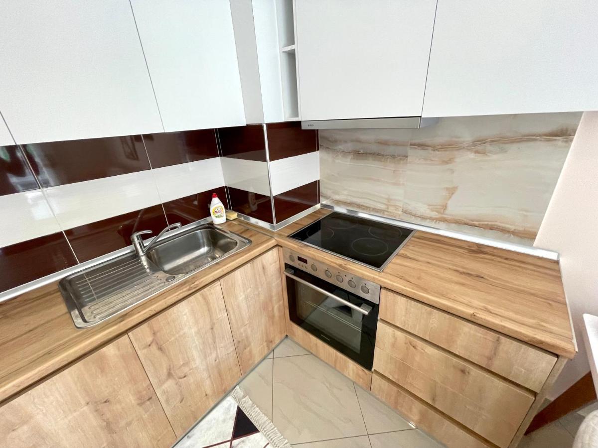 Modern & Cozy Apartment 티라나 외부 사진